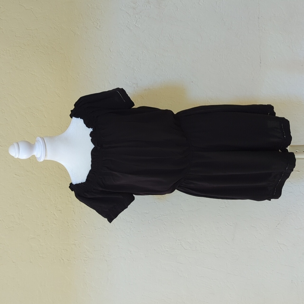 Charming Charlie Black Ruffled Neckline Off-the Shoulder Romper Size Large